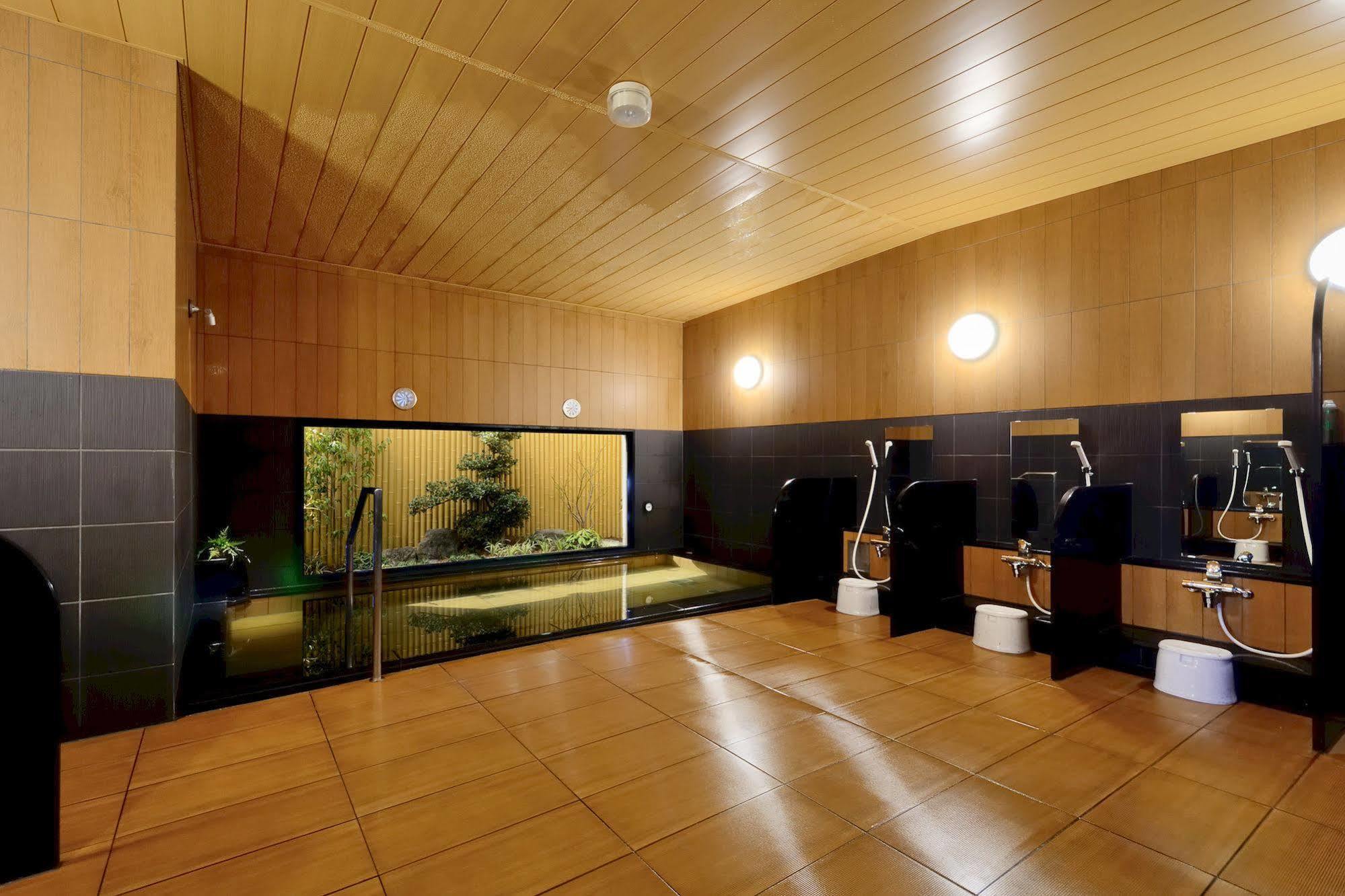 Hotel Route-Inn Saiki Ekimae Zewnętrze zdjęcie